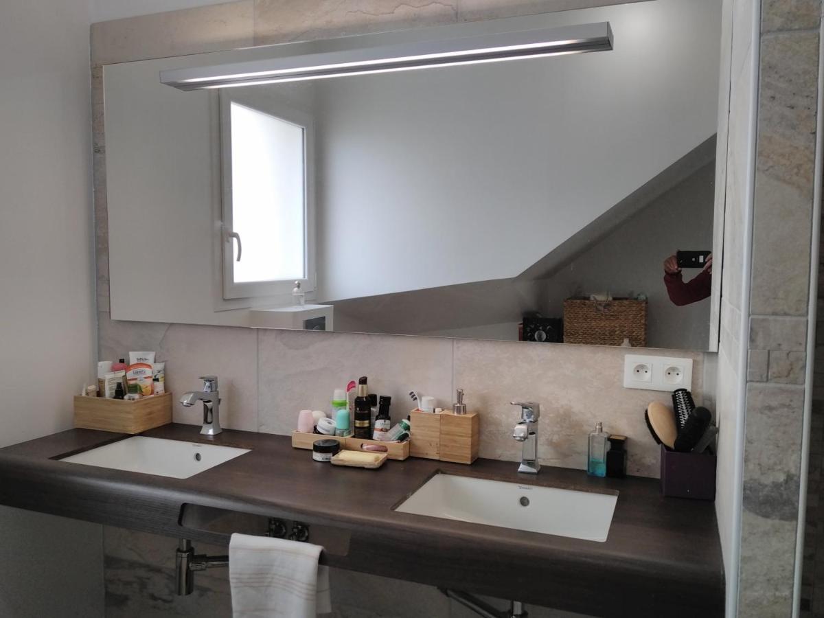 La Villa D A Cote Marigny, Lac De Chalain Mont-Sur-Monnet ภายนอก รูปภาพ